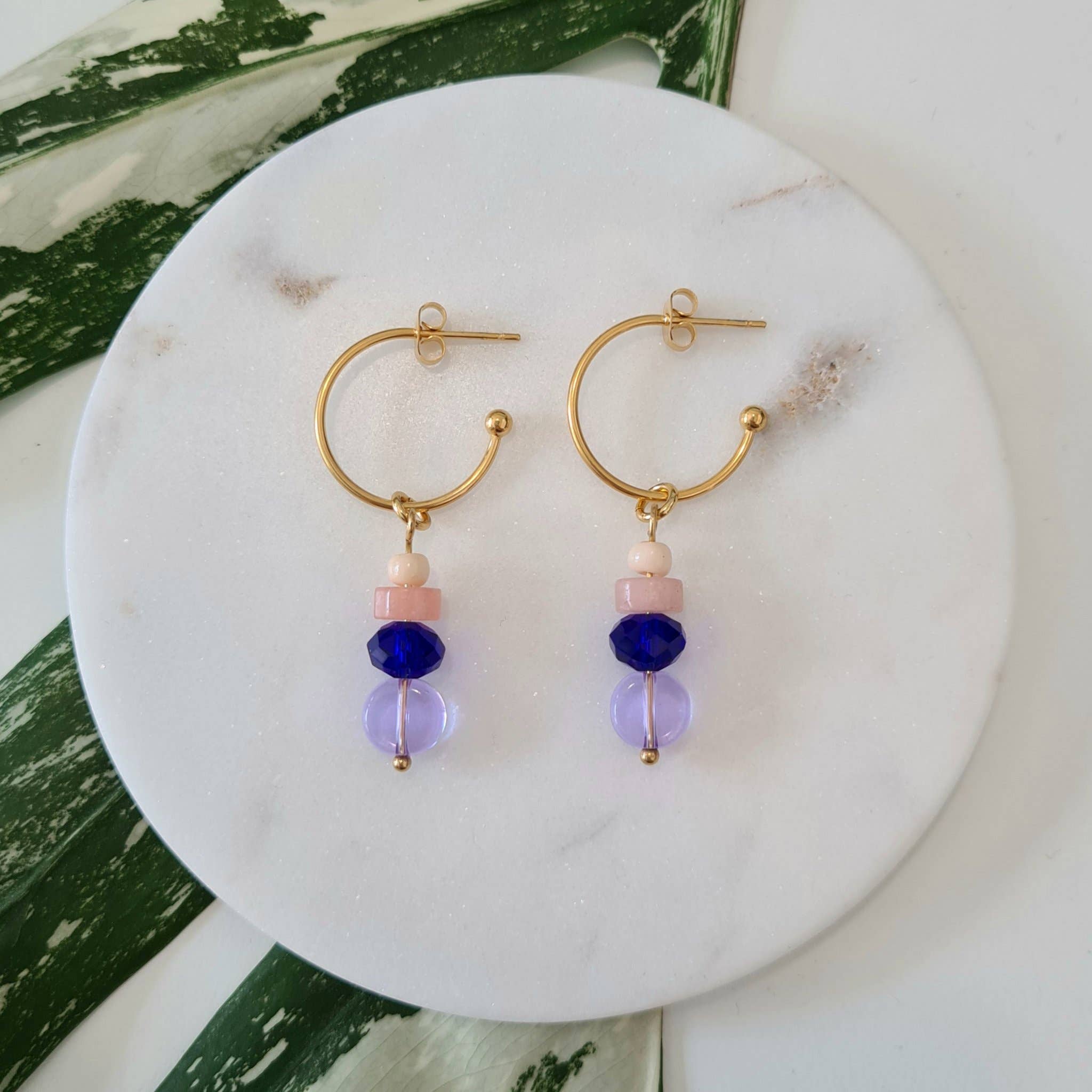 REMOVED BRAND - Vendita all'ingrosso Orecchini pendenti - Orecchini Hailey in acciaio inossidabile dorato con quarzo rosa0