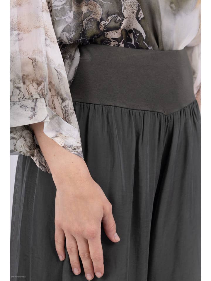 Shyloh - Wholesale Pants - Women's - Silk pants open on the sides at the bottom 20464