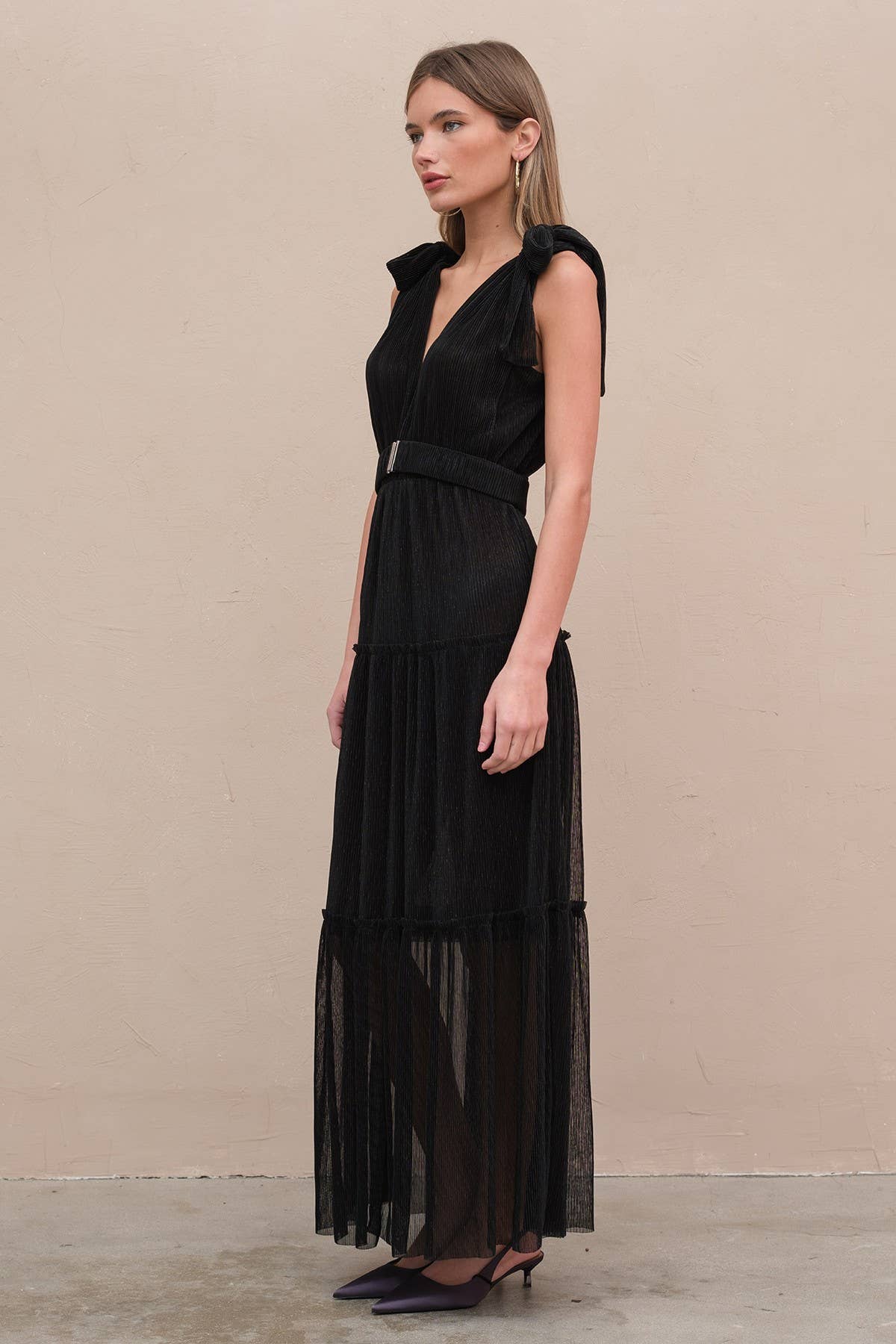 Black Lurex Pleats Dress - RD1019 for wholesale on Faire3