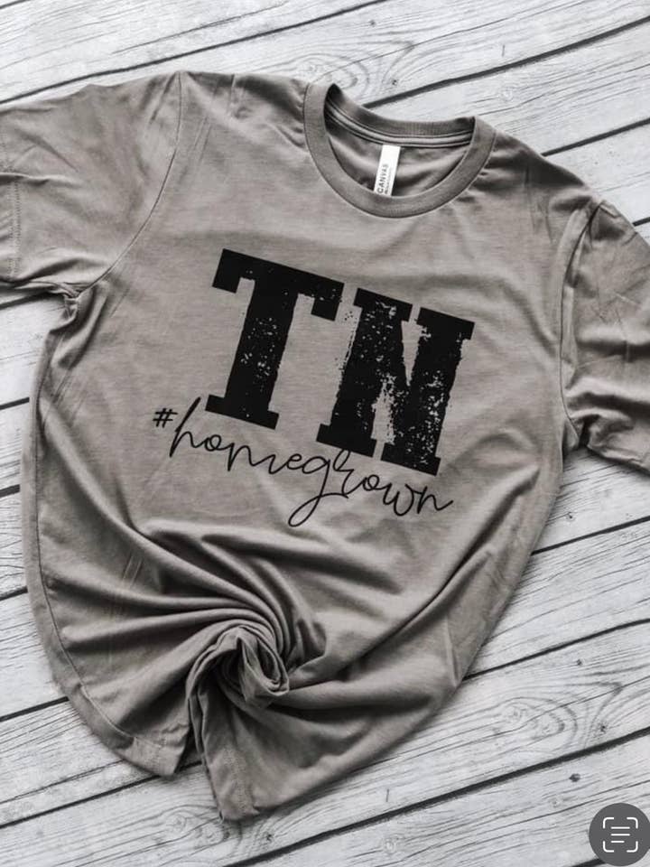 T-shirt TN Homegrown pour la vente par Simply Faith Boutique