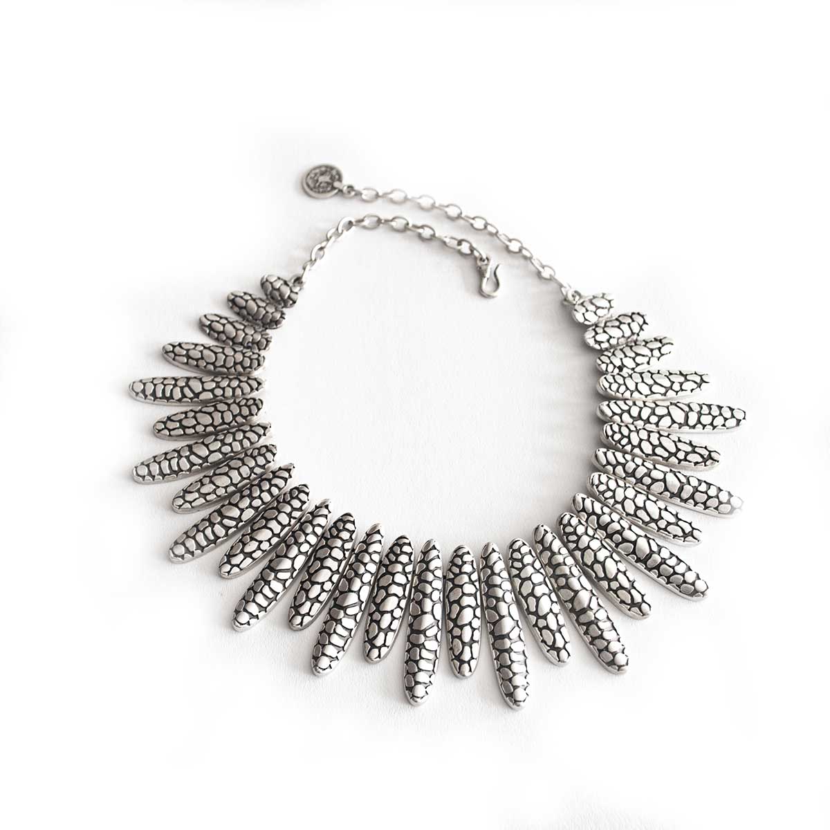 Silk Wool and Bijoux - Wholesale Bib Necklace - Pulsation Silver Plated Necklace