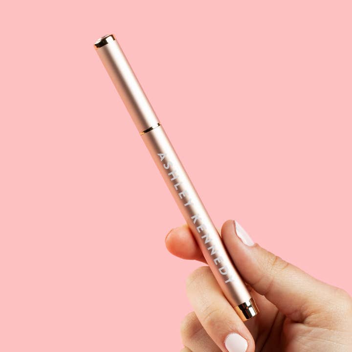 Penna adesiva The Everyday per la vendita all'ingrosso da parte di Ashley Kennedy