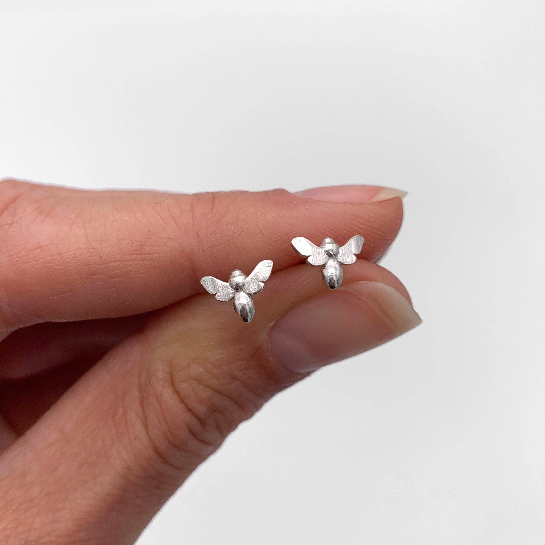 Love Lori Michelle Jewelry - Wholesale Stud/Post Earrings - Queen Bee Stud Earrings6