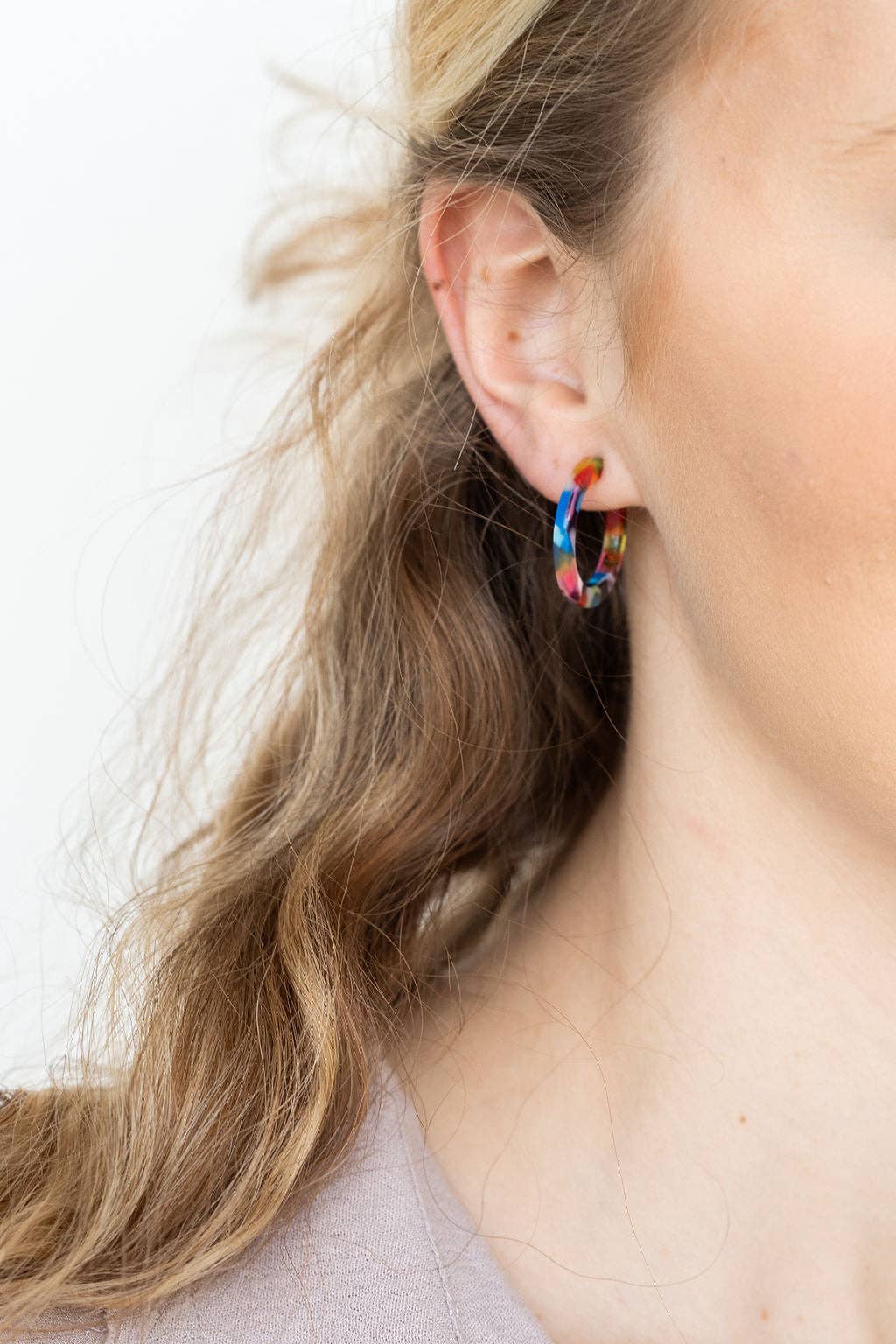 Spiffy & Splendid - Wholesale Hoop Earrings - Cam Mini Hoops - Fiesta // Jewelry, Earrings, Best Seller, Gift3