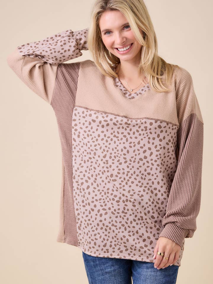 Celeste Clothing - Wholesale Knit Top - Women's - WOMEN'S RIB COLOR BLOCK ANIMAL PRINT LONG SLEEVE TOP41