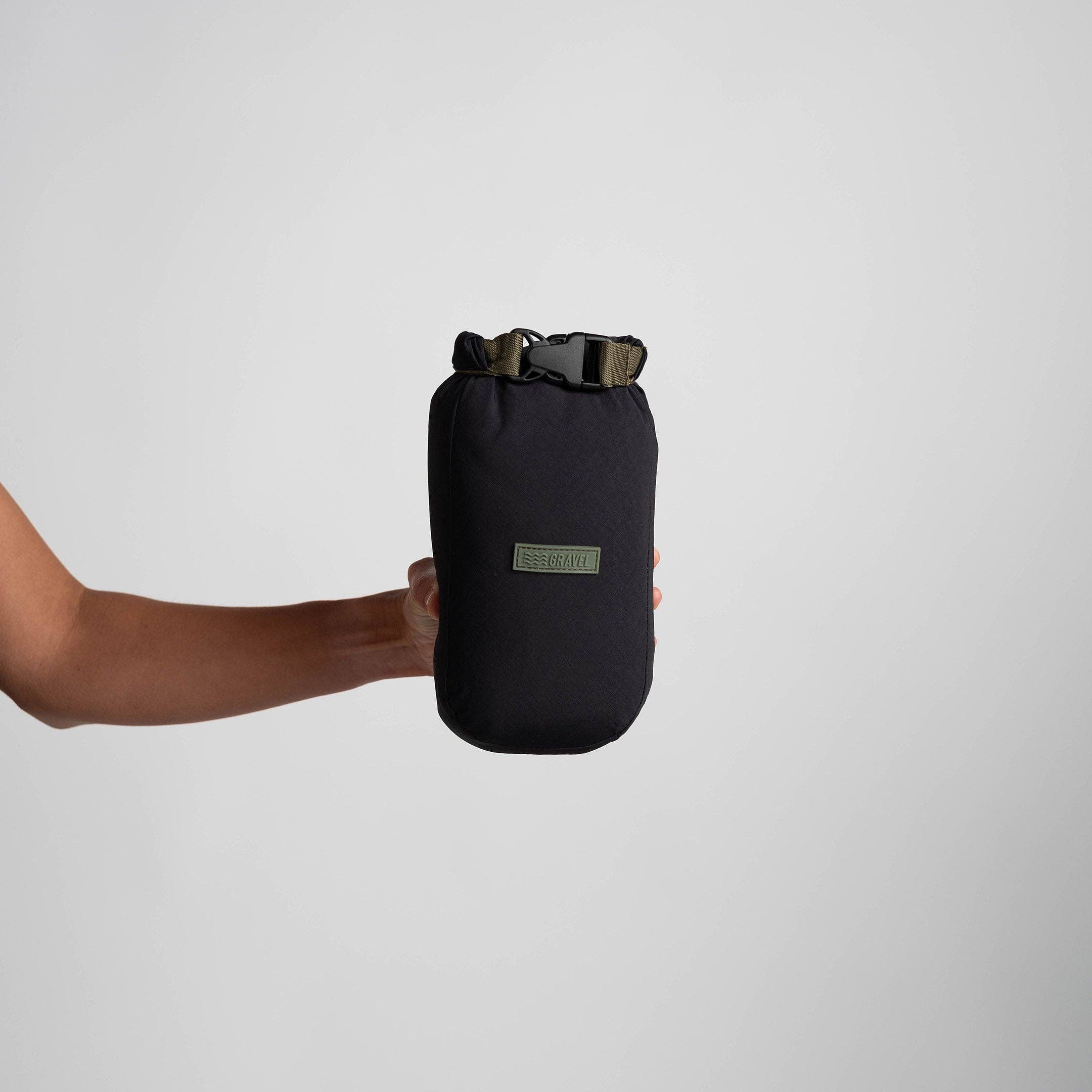 Gravel - Vente Couvertures de voyage - Couverture UltraPak™ Quotidienne - Plus Compacte & Moelleuse | Carreaux3