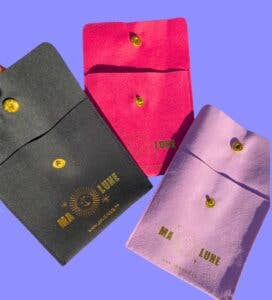 Black Felt jewelry pouch for wholesale on Faire0