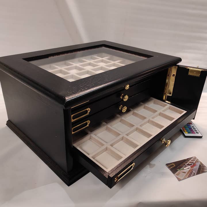 Moveable Italian solid wood and velvet coin box for wholesale by Coins&More