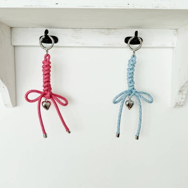 MOND HAUS - Venta al por mayor Llavero - Mujer - Orson Llavero | Encanto trenzado de cuerda con colgante de corazón6