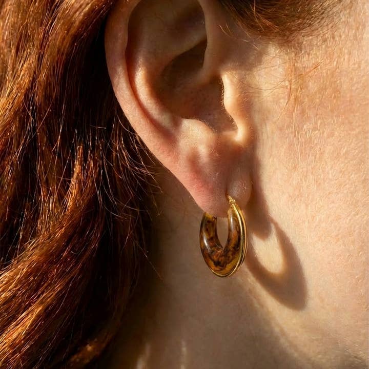 Pendientes de aro con cierre de acrílico graduado y borde de acero inoxidable para venta al por mayor de Anarchy Street