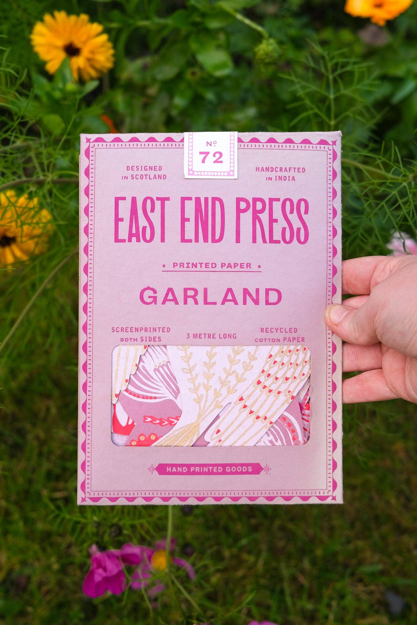 East End Press – Arco de bandeirinhas por atacado – Grinalda Costurada de Pássaros do Amor10