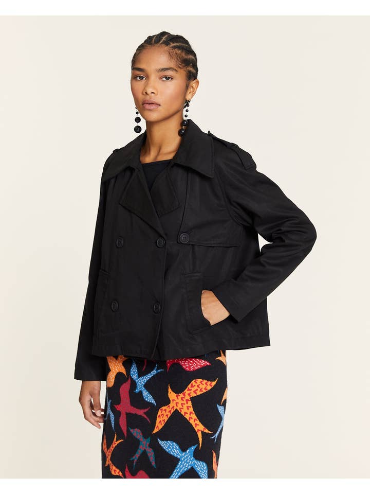 Pepaloves - Wholesale Jacket - Women's - GABARDINA CORTA CON FORRO CUADROS NEGRA2