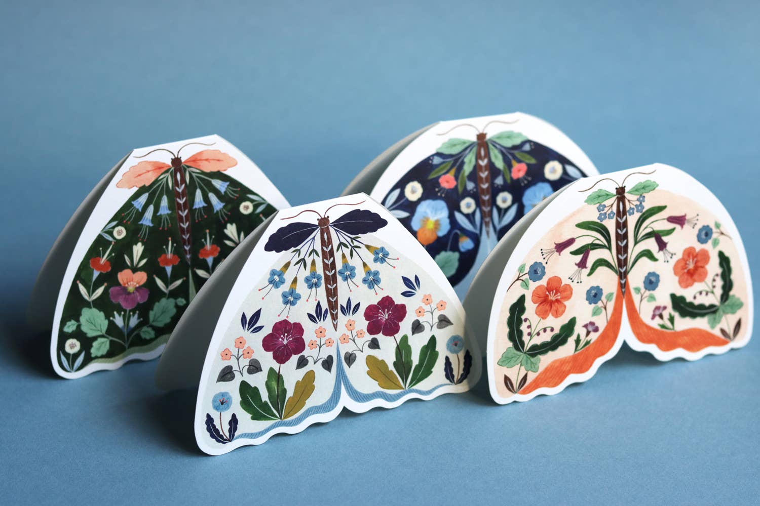 Flora Waycott – wholesale Everyday greeting card – Floral Moth shaped card - Ivory1