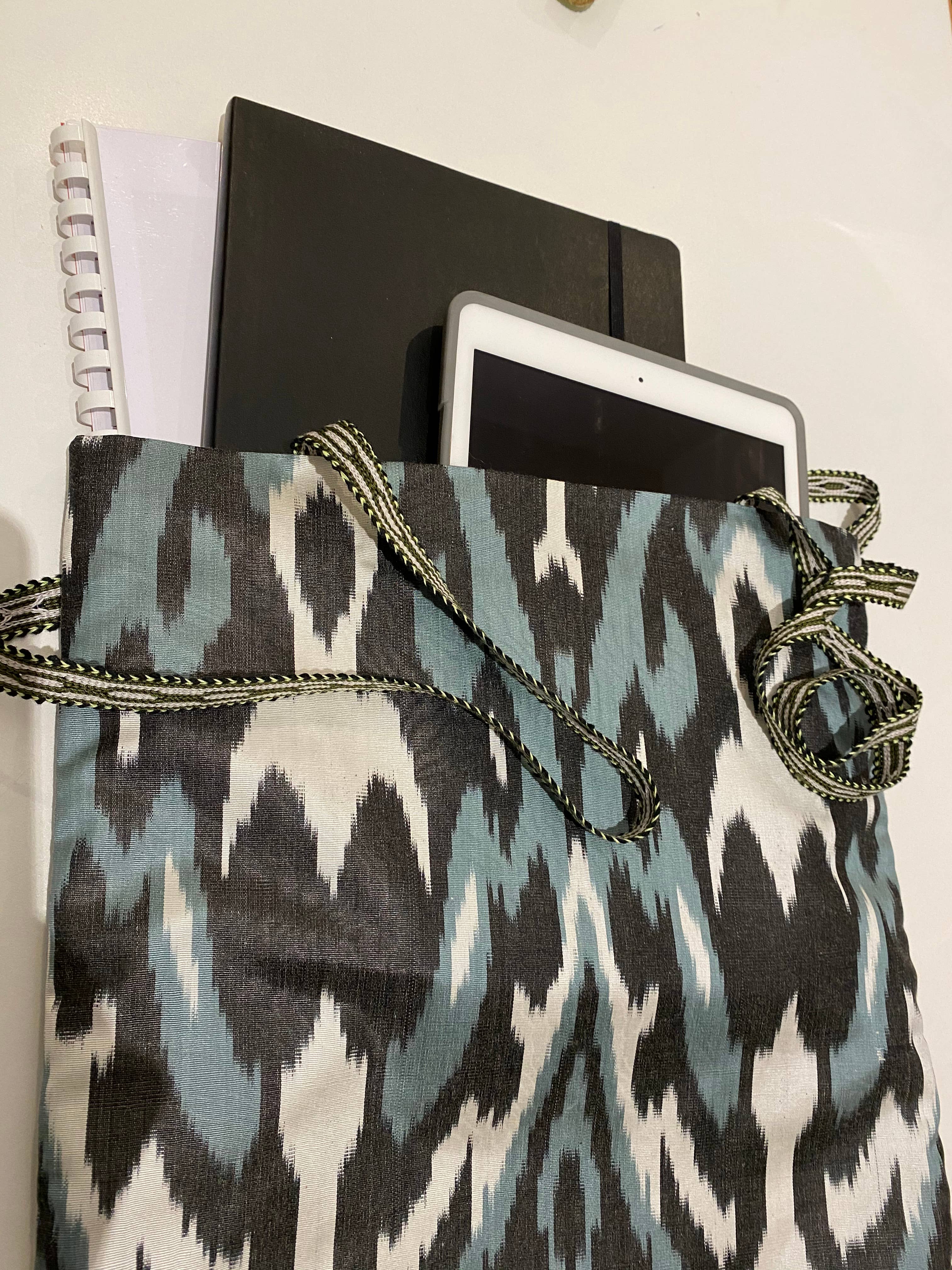 various colors ikat fabric shopper for wholesale on Faire14