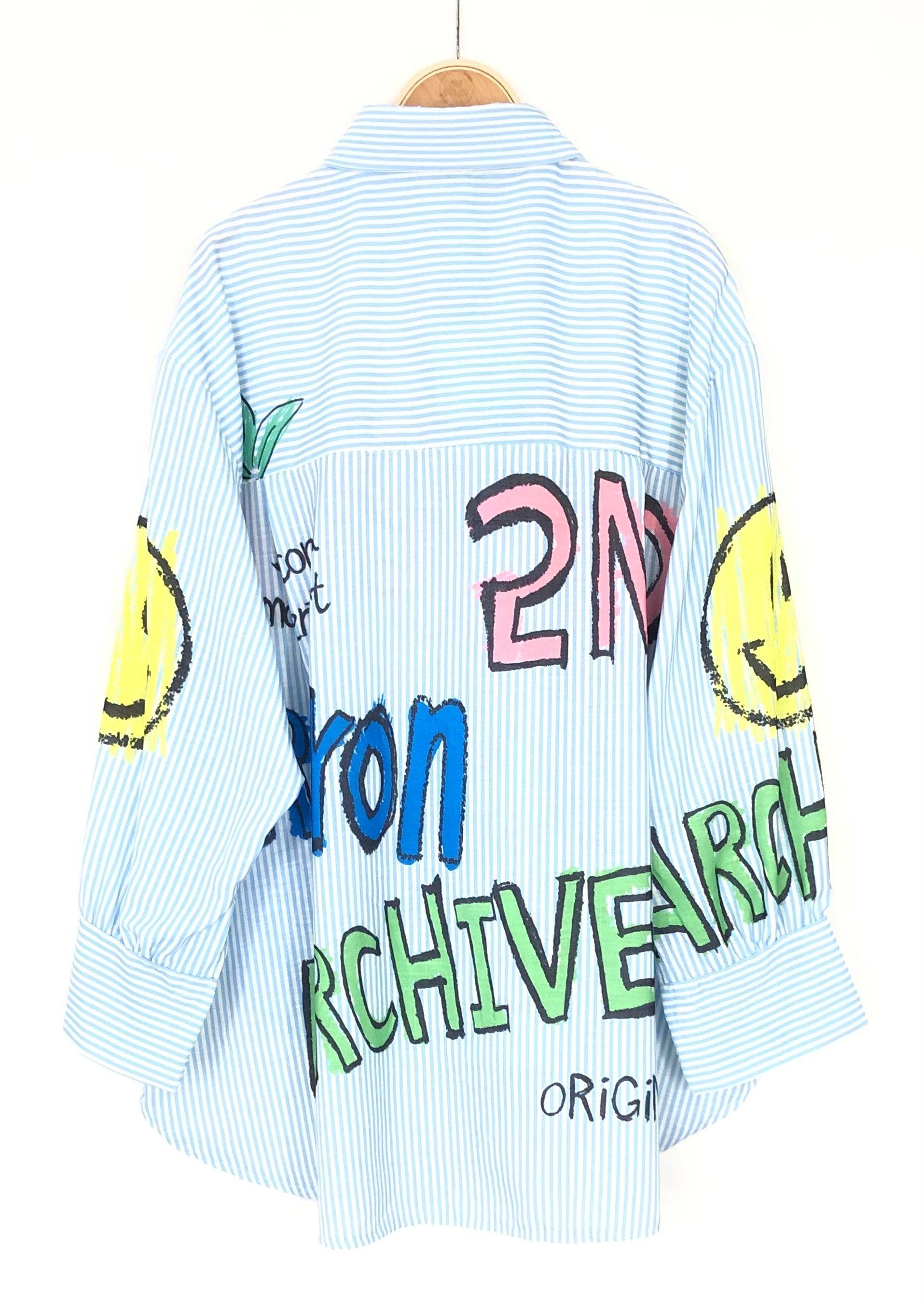 SWEET MAGIC MODA Y COMPLEMENTOS – Großhandel Hemd mit Button-down-Kragen – Damen – GESTREIFTES BEDRUCKTES HEMD 1