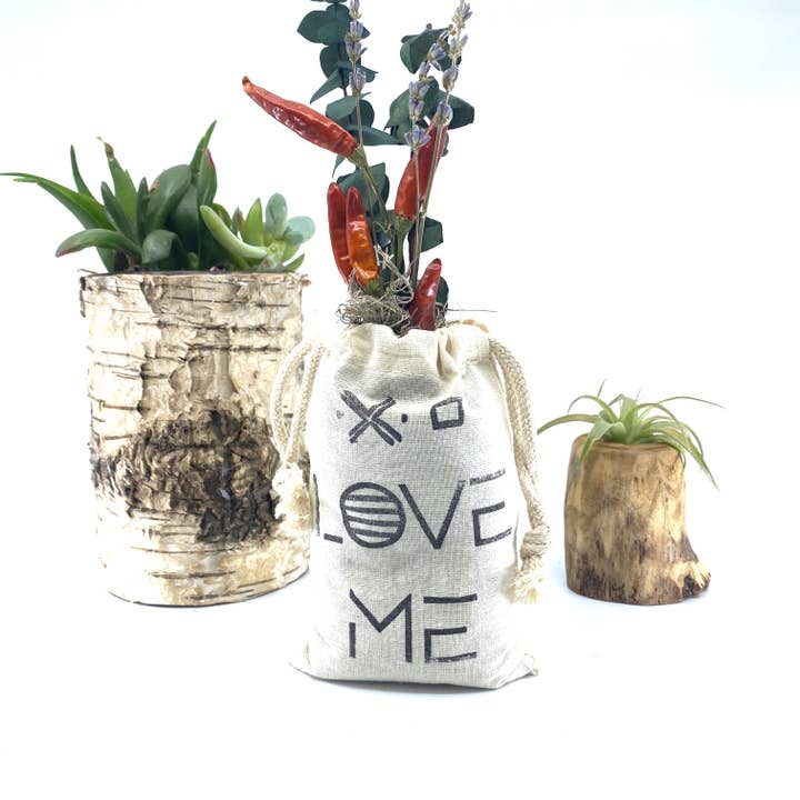 Sunsum Intentional Living - Wholesale Dried/Pressed Flowers - Sack of Flowers, Love Me, Organic, Dried Flower Bouquet9