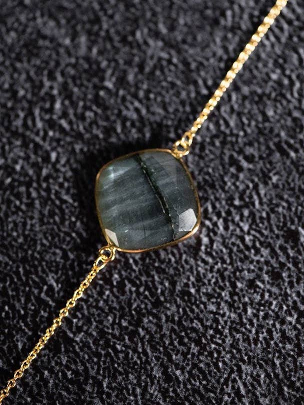 Bracciale Eleganza Labradorite o Onice o Pietra di Luna per la vendita all'ingrosso da parte di Atelier Leblanc