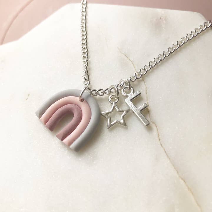 Collana arcobaleno per bambini «Mini Bees» per la vendita all'ingrosso da parte di Bumble & Bees