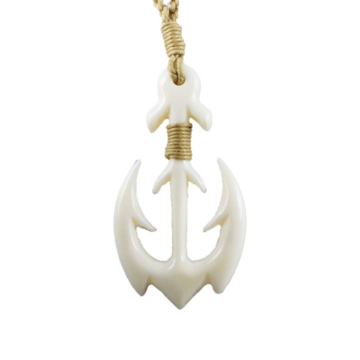 Collier Ancre Hawaïen, Collier Ancre en Os de Buffle Sculpté à la Main, Cadeau de Noël, Anniversaire Fête des Mères Cadeau Maman pour la vente par Paradise Treasures Jewelry