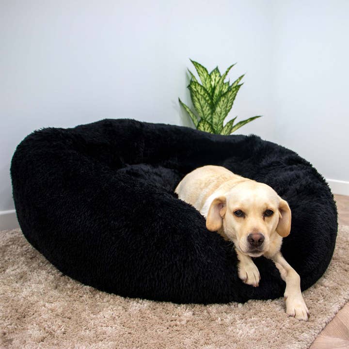 Ancol Pet Products Ltd - Wholesale Pet bed – Dog - Giant Super Plush Donut Dog Bed 130cm Black1