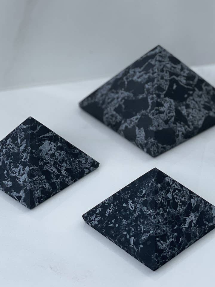 Pyramid Unpolished with Quarts for wholesale by ShungaLife