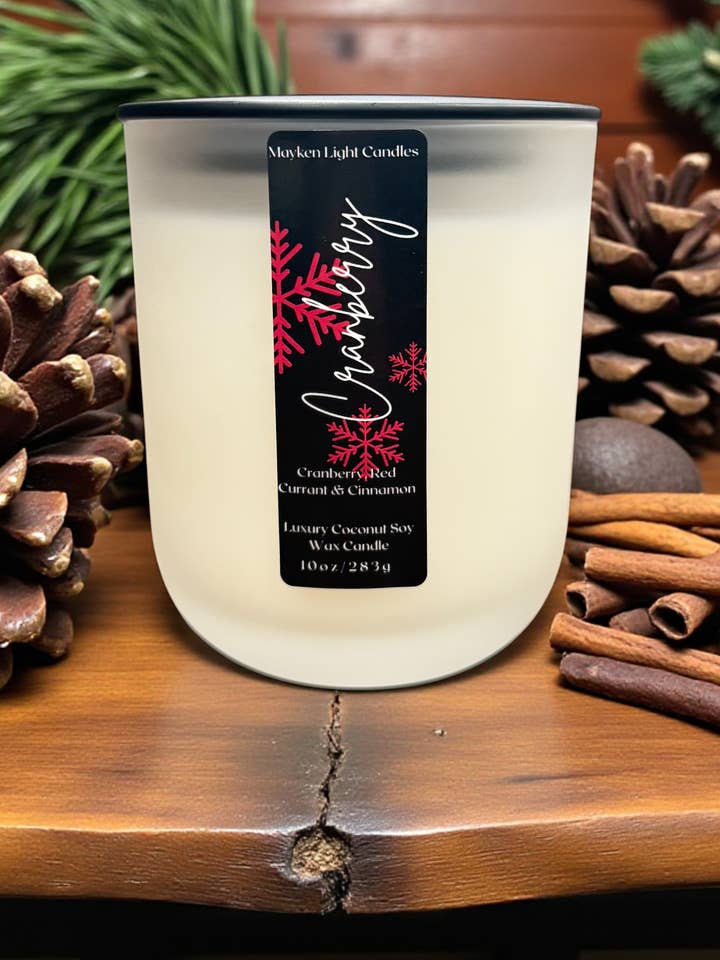 Cranberry Candle for wholesale by Mayken Light Candles