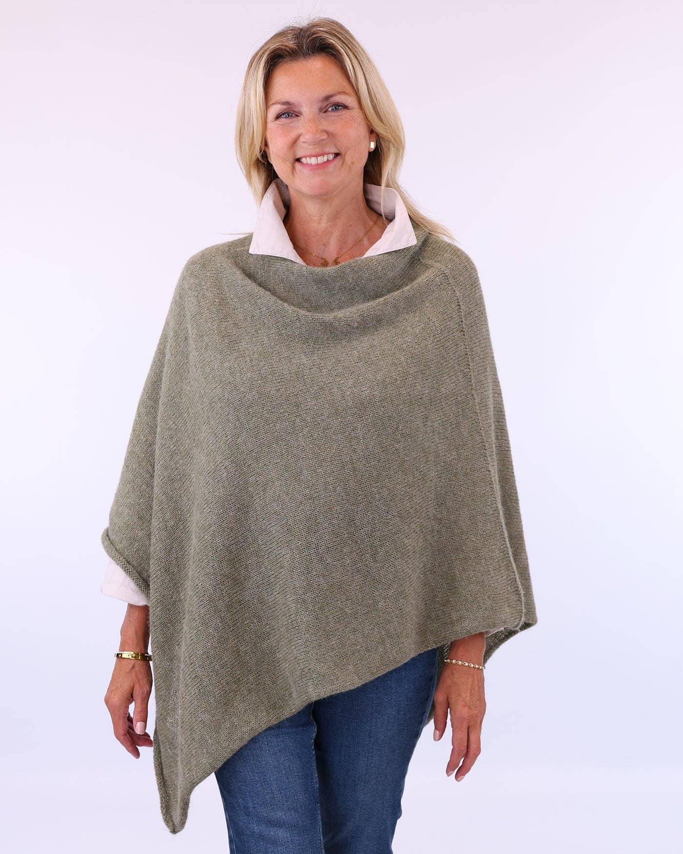 Cadenza Italy Ltd - Wholesale Poncho - Women's - Alpaca Blend Poncho17
