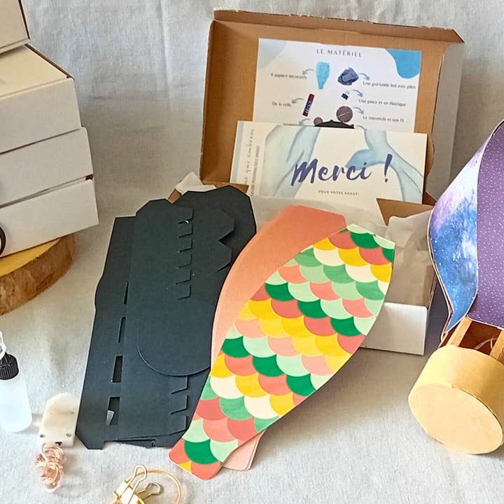 La baleine qui embosse - Venta al por mayor Kit de manualidades - Kit DIY Globo Aerostático Luminoso de Papel