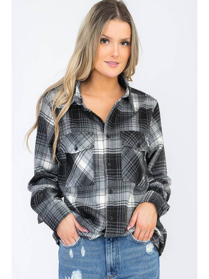 WEIV - Wholesale Button Down Shirt - Women's - WOMENS OVERSIZE FLANNEL LONG SLEEVE SHIRT