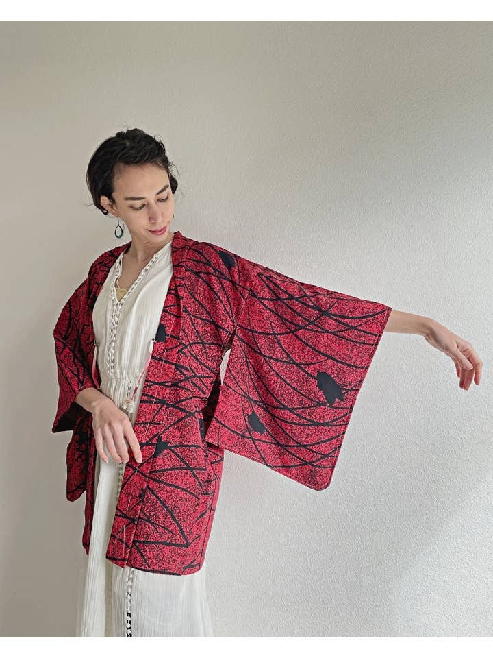 KimonoZen - Wholesale Kimono - Women's - Red and Black Haori Kimono Jacket3
