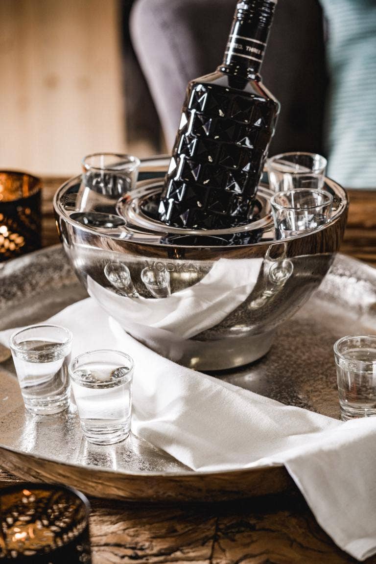 Michael & Philipp Noll e. K. - Vendita all'ingrosso Bicchieri da cocktail/superalcolici - Raffredda vodka in acciaio inox con 6 bicchierini12