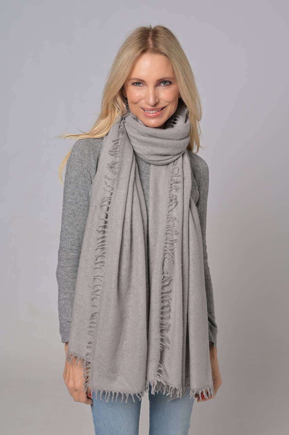 cute stuff GmbH – wholesale Halsduk - Dam – Bifeli-CS Lurex Cashmere halsduk i ask1