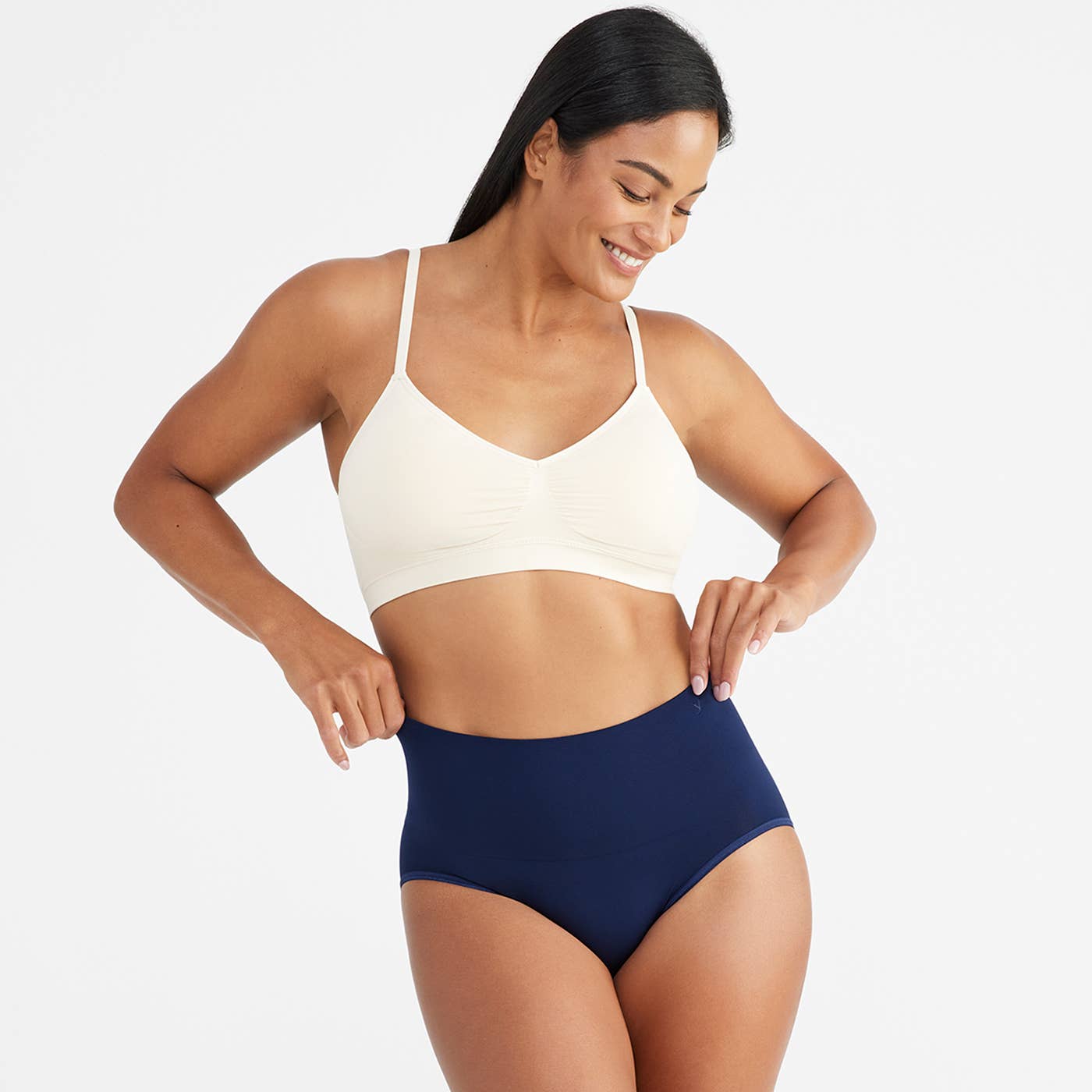 Yummie – Großhandel Shapewear – Damen – Ultraleichter Shapewear-Slip – auch in großen Größen erhältlich7