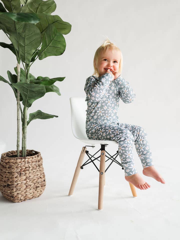 Gaia Baby Goods - Vente Haut et bas de pyjama – enfant - Pyjama pour bébé/tout-petit en coton biologique à imprimé floral marguerites5