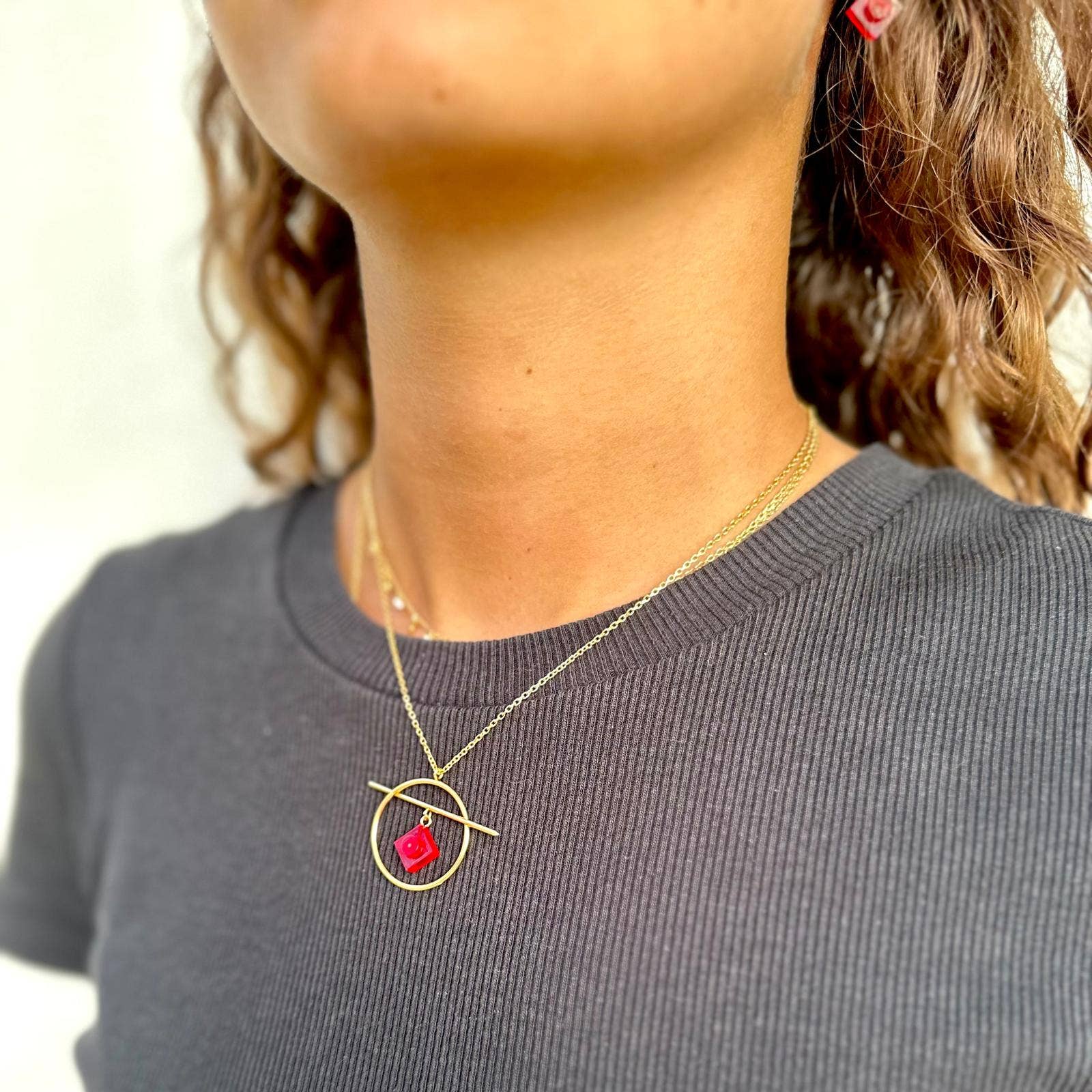 Brique d'Oreille - Wholesale Pendant/Charm Necklace - Geometric necklace with a Lego brick - Les Astucieuses24