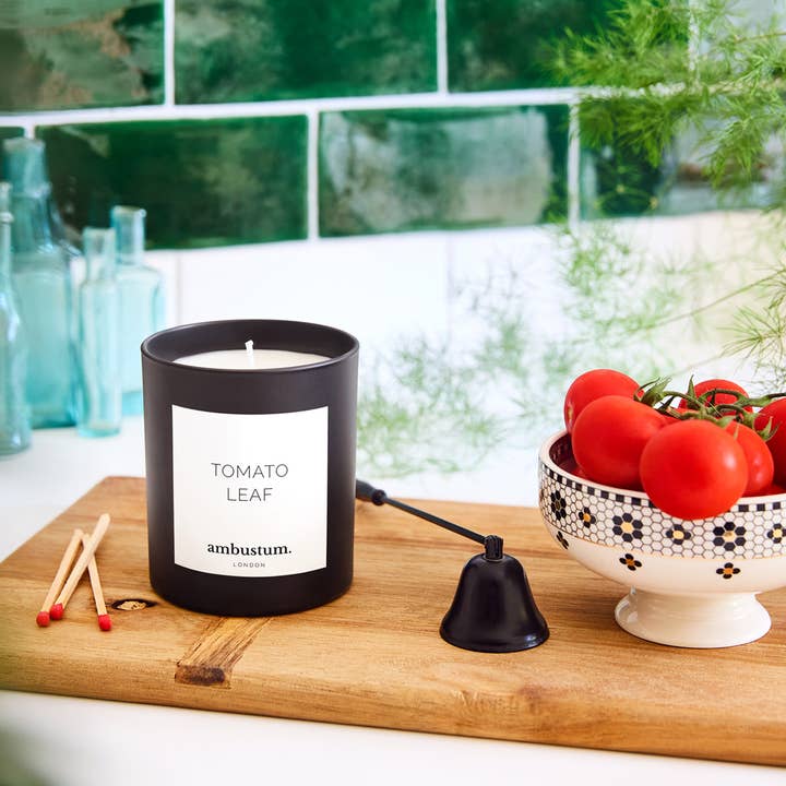 ambustum - Wholesale Jar/Filled Candle - Tomato Leaf Candle 2