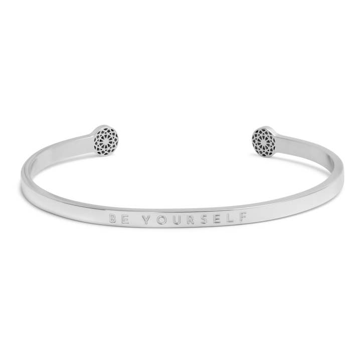 Be Yourself - blind for wholesale by Simple Pledge