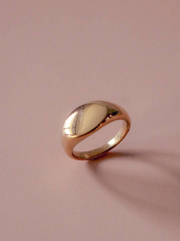 Eggie Siegelring für den Großhandel von 24th & Gold