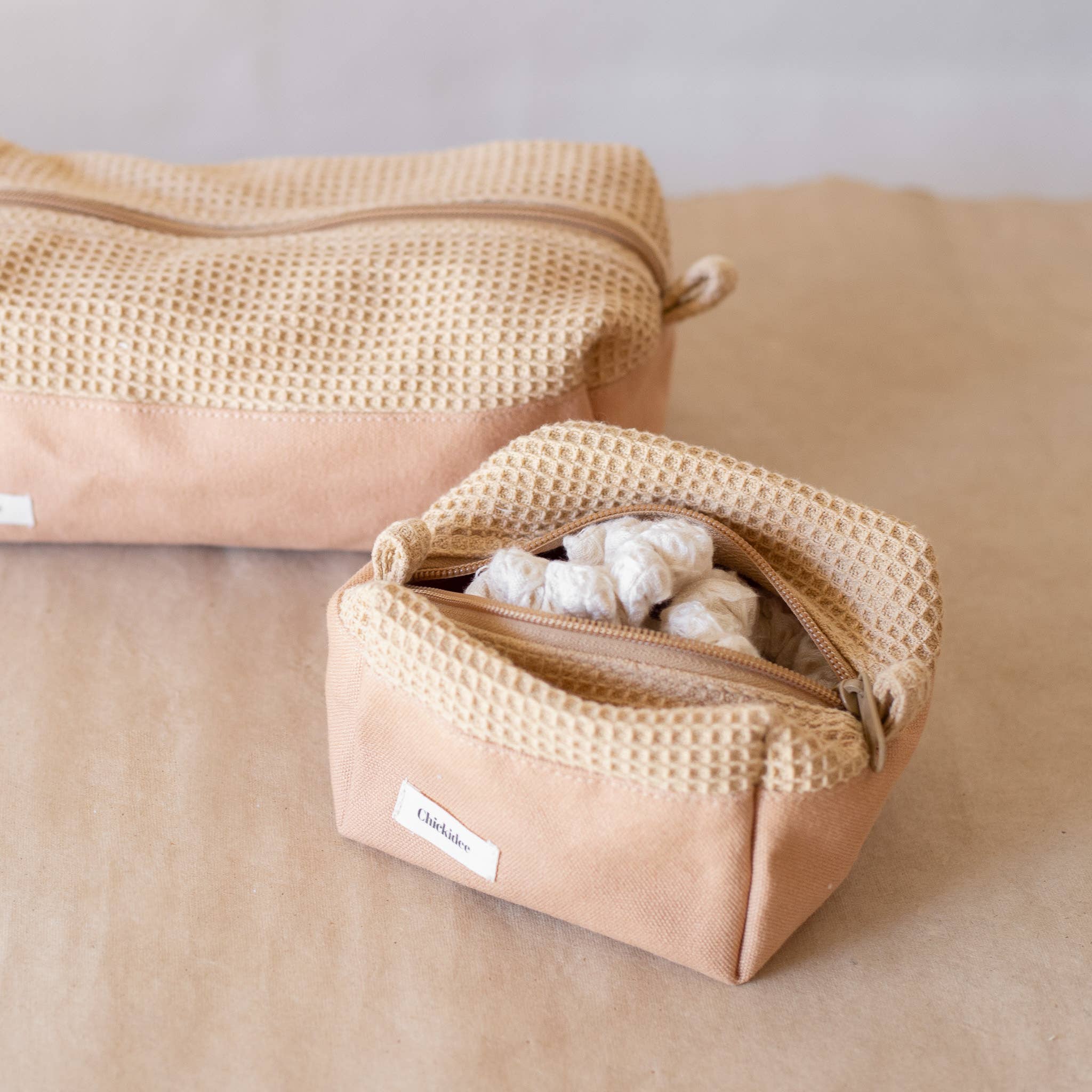 Chickidee - Wholesale Pouch - Women's - Organic Lifestyle Waffle Zipped Pouch Small2