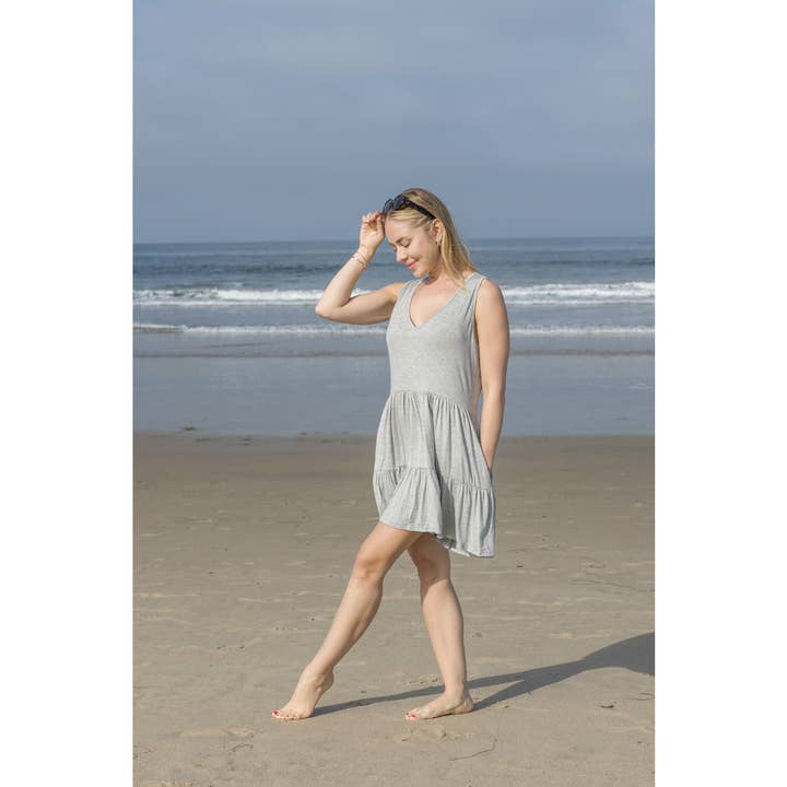 Vestido Mini de Capas Azules: Estilo Babydoll con Escote en V Fresco para venta al por mayor de Azules Clothing