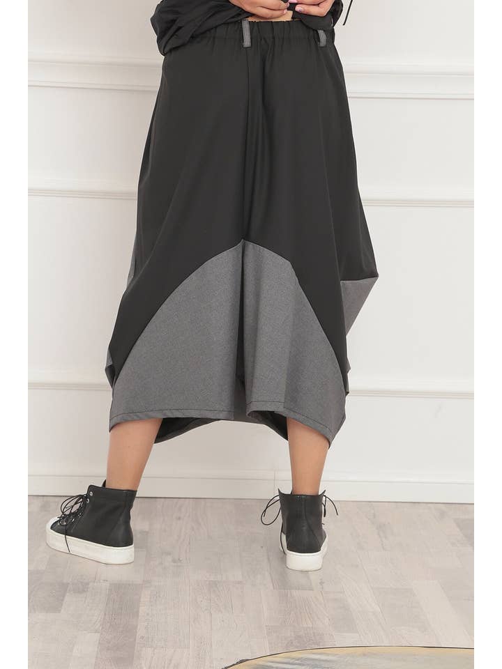 ADEPTT - Wholesale Pants - Women's - Cropped Drop Crotch Trousers in a Dramatic Silhouette: |aidy8