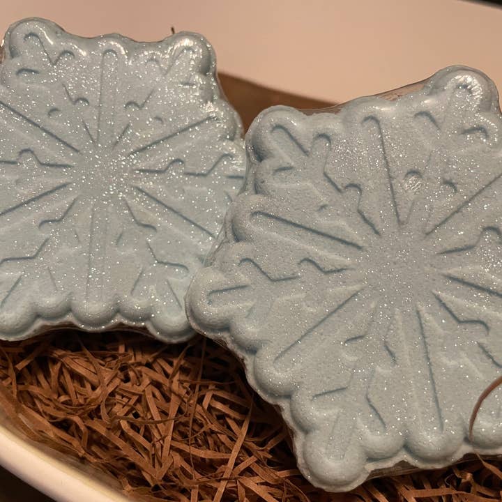 Wicked Bubbles LLC - Wholesale Bath Bomb/Fizz - Bath bomb - 5 oz - Snowflake