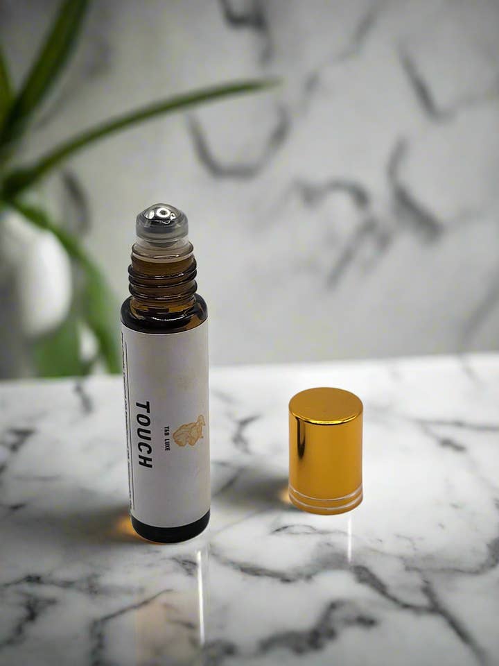 Rouleau à parfum TOUCH 10 ml pour la vente par T&B Luxe