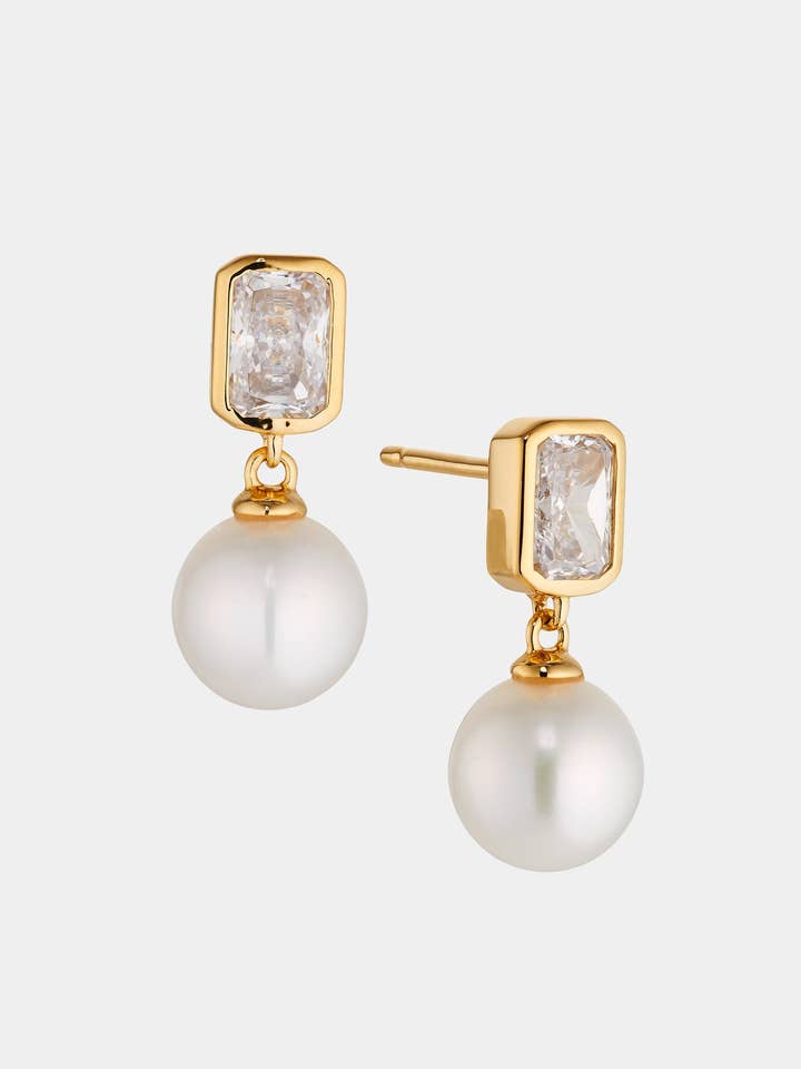 BOUCLES D'OREILLES PENDANTES DE 8 MM AVEC PERLES D'EAU DOUCE ET ZIRCONE CUBIQUE pour la vente par NADRI