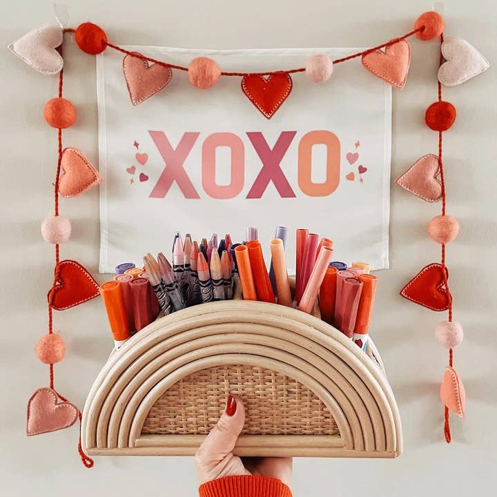 Cherrypick - Wholesale Wall Decor - Kids & Baby - XOXO Banner Je T'Aime Banner (Neutral) | Kids Playroom Valentine's Decor