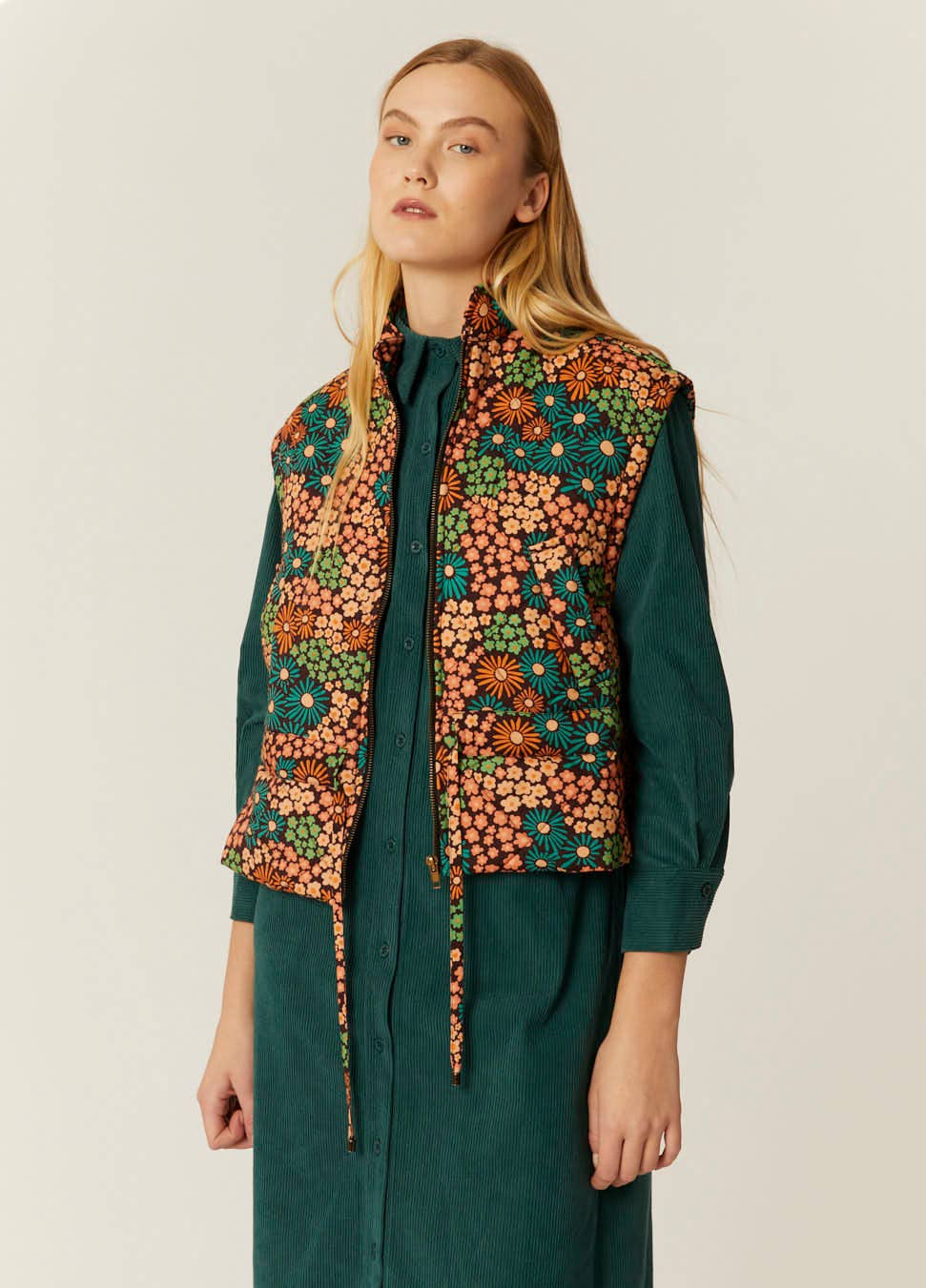 Pepaloves – wholesale Outerwear Vest - Women’s – CHALECO ENGUATADO DAISY1