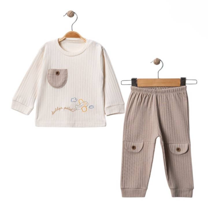 Cheeky Nomads - Wholesale Top & Pant Set - Baby - 2-piece baby set made of cotton with airplane motif4