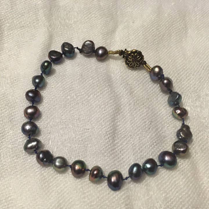 Classic Freshwater Pearl Bracelet for wholesale by The Atlas Rose And Key