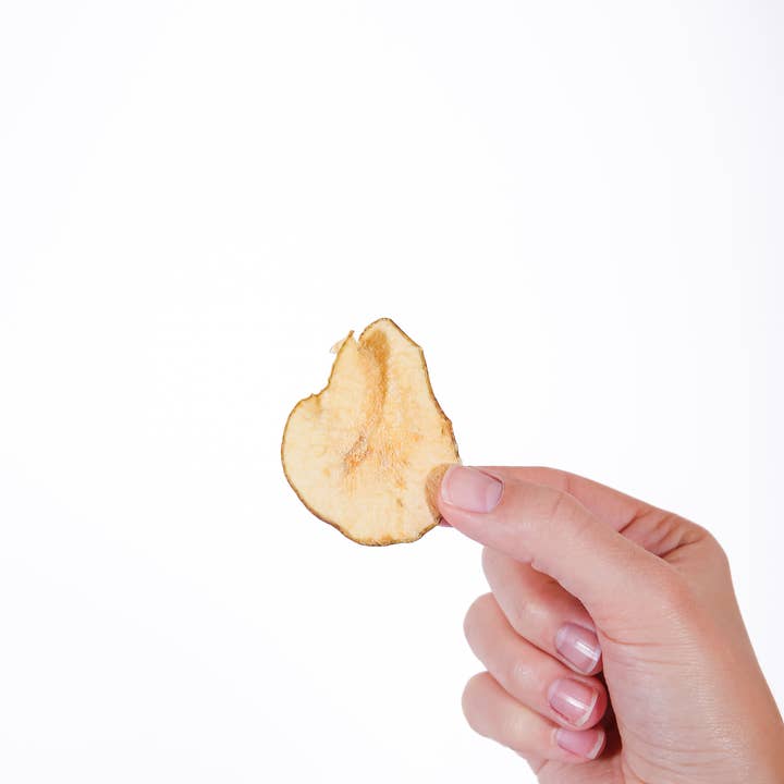 BlueHenry LLC - Wholesale Cocktail Mix/Syrup - Dehydrated Pear Slice Garnish3