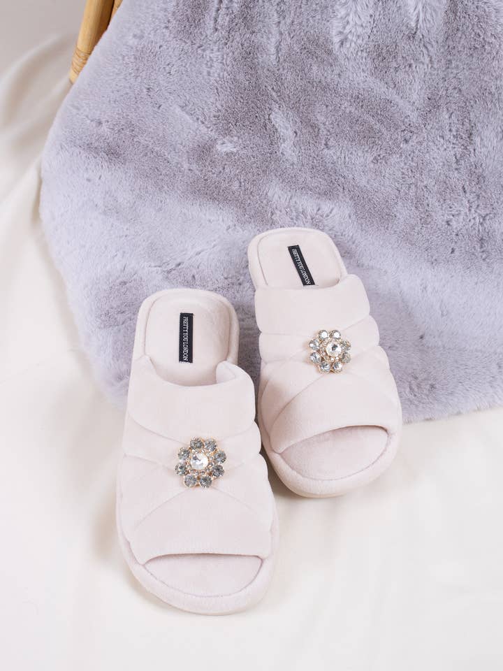 Faye Embellished Quilt Slipper in Powder Puff for wholesale on Faire